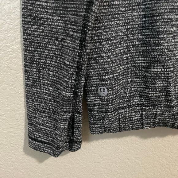 Lululemon Hoodie Womens Size 8 Black White Heathered Hooded Knit Gym Athletic - Picture 7 of 11